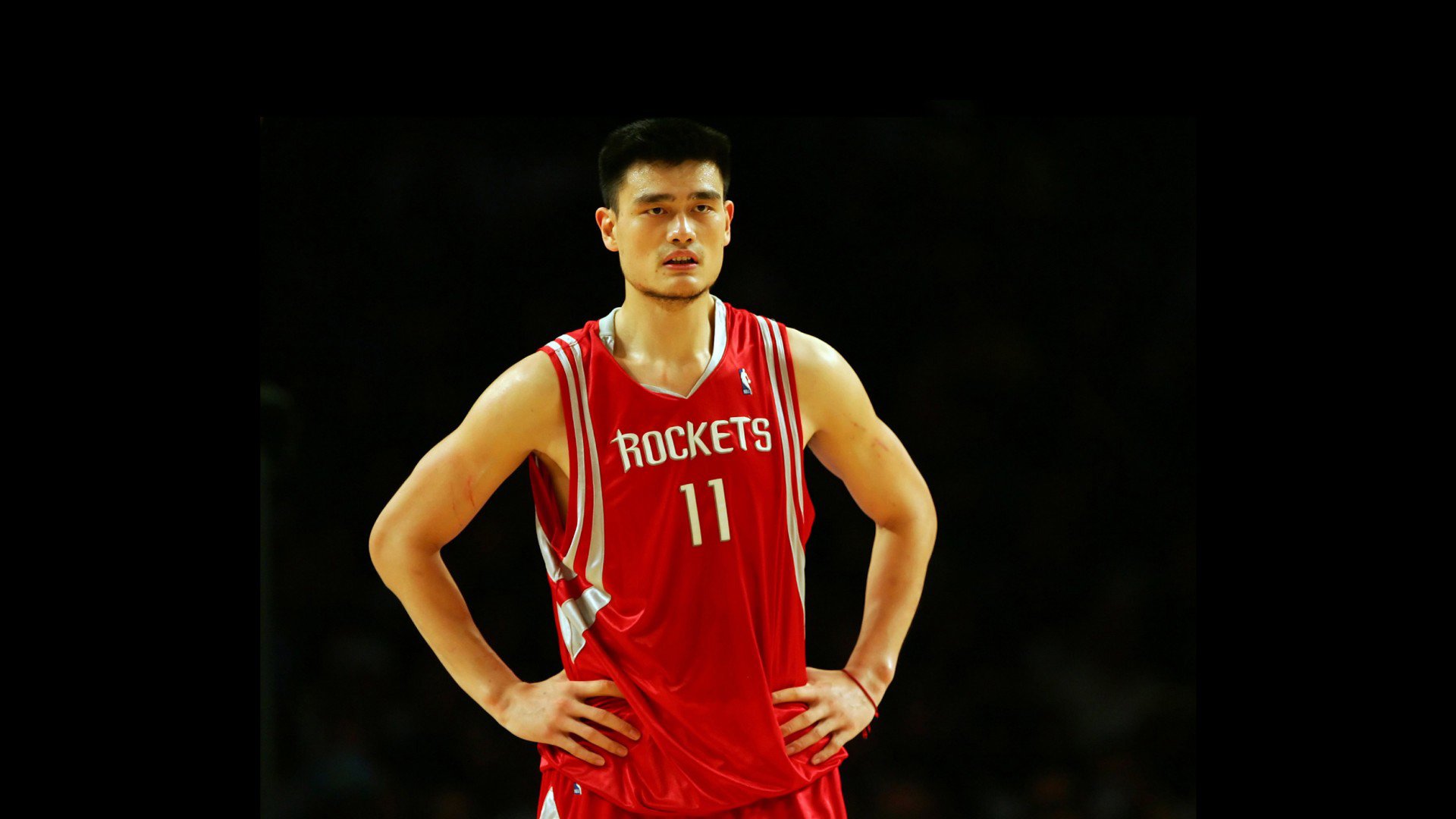 KAIYUNSPORTS官网-蓝月当空，曼城主场大胜登顶联赛榜首